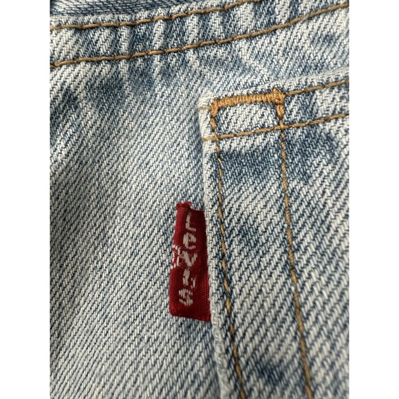 Levi’s Premium 501 S straigh Jean in Light Wash Size 26 Rip & Distress raw hem - Picture 6 of 14